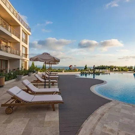 Diamond Hotel 3*